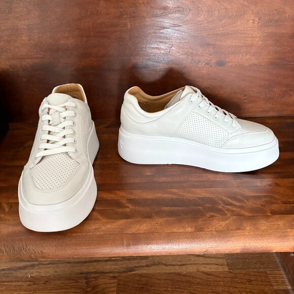 J/Slides NYC HARLOWE Women's White Leather Platform Sneakers Size 8 New - Picture 1 of 7